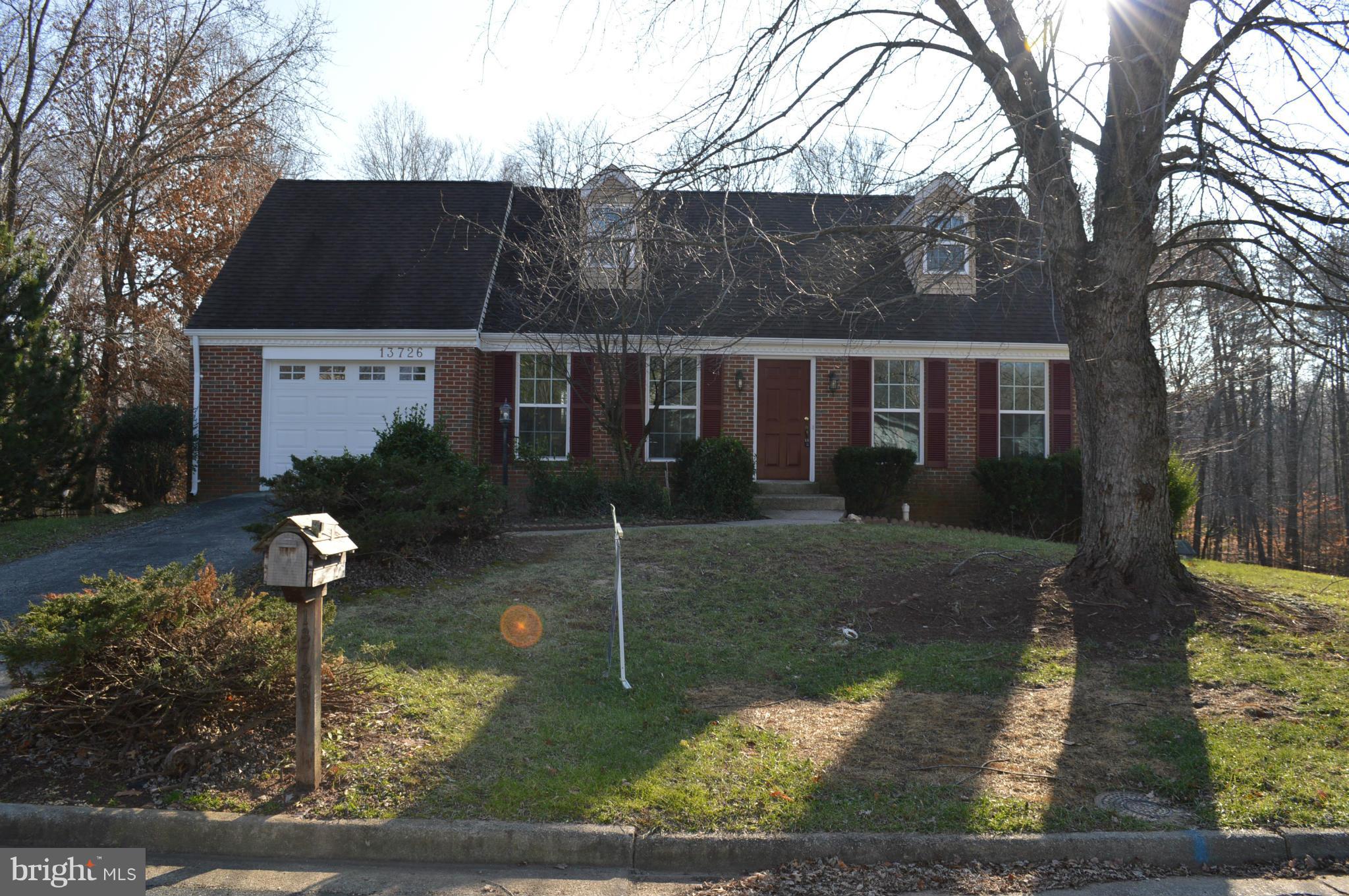 13726 Palm Road Woodbridge, VA 22193 - Photo 1 of 22 Exterior (Front)
