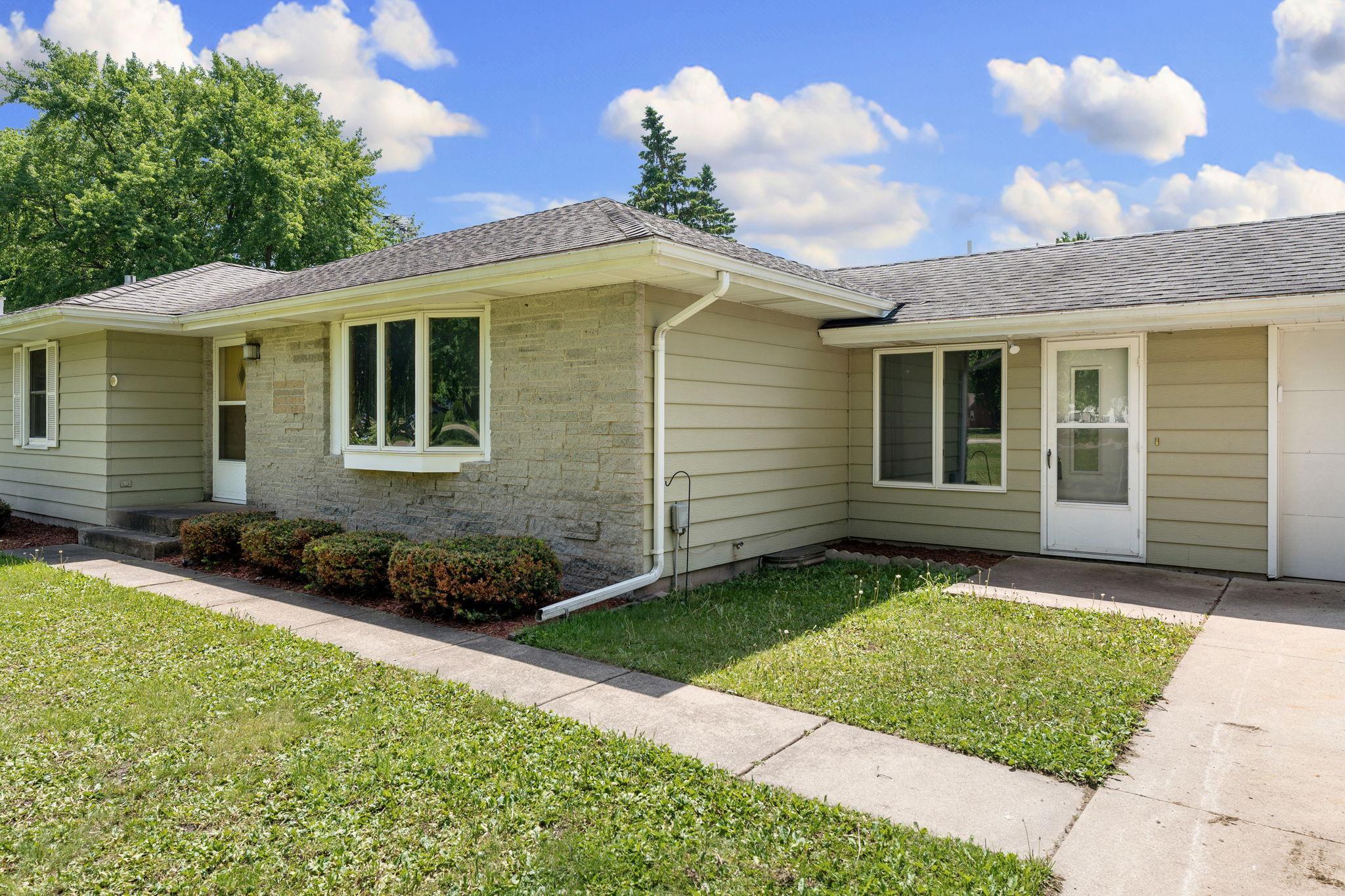 58413 220 Street Austin, MN 55912 - Photo 5 of 38