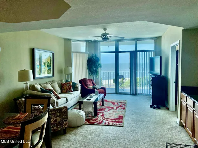 $2,800 | 2668 Beach Boulevard, Unit 405, Biloxi, MS 39531