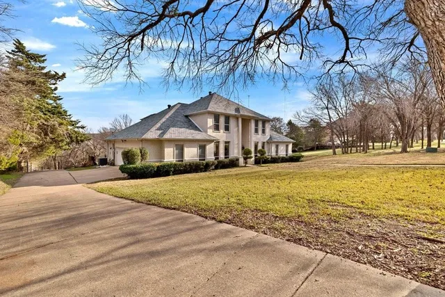 $4,400 | 324 Rolling Oaks Ridge, Cedar Hill, TX 75104
