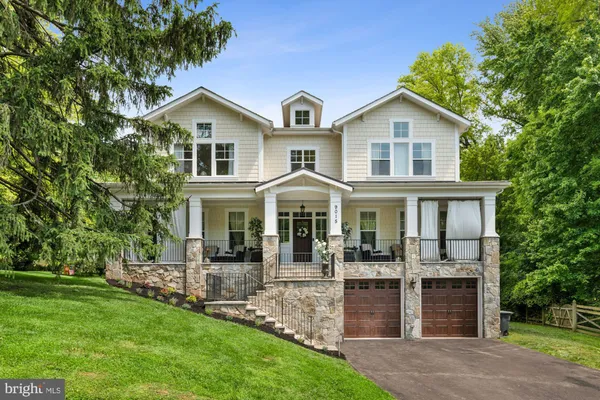 $2,185,000 | 9015 Spring Hill Lane, Chevy Chase, MD 20815