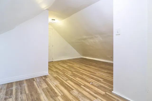 $2,300 | 1369 Santa Fe Street, Schenectady, NY 12303