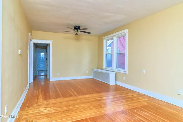 $2,300 | 1369 Santa Fe Street, Schenectady, NY 12303