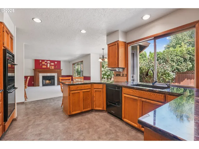 $649,900 | 704 Southeast Greenway Drive, Gresham, OR 97080