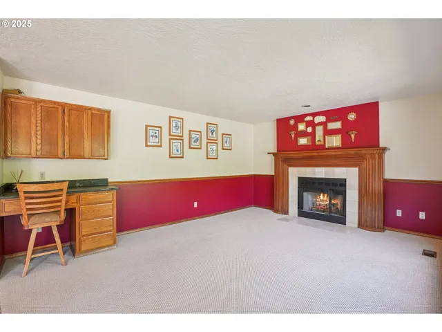 $649,900 | 704 Southeast Greenway Drive, Gresham, OR 97080