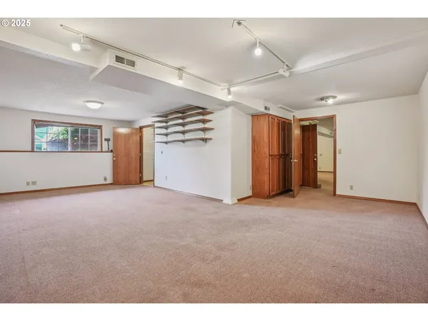 $599,000 | 704 Southeast Greenway Drive, Gresham, OR 97080