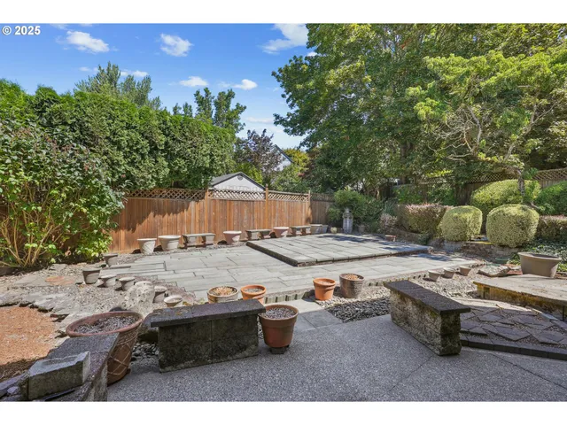 $649,900 | 704 Southeast Greenway Drive, Gresham, OR 97080