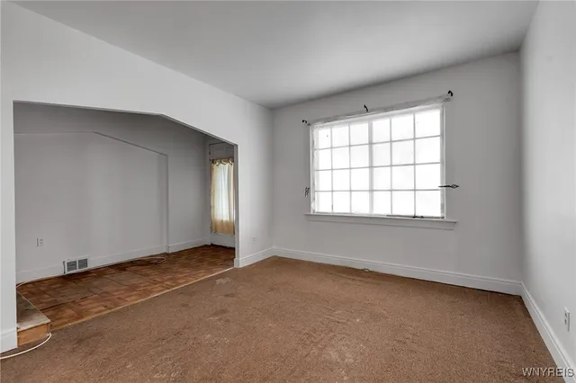 $169,900 | 62 Pine Ridge Road, Cheektowaga, NY 14211