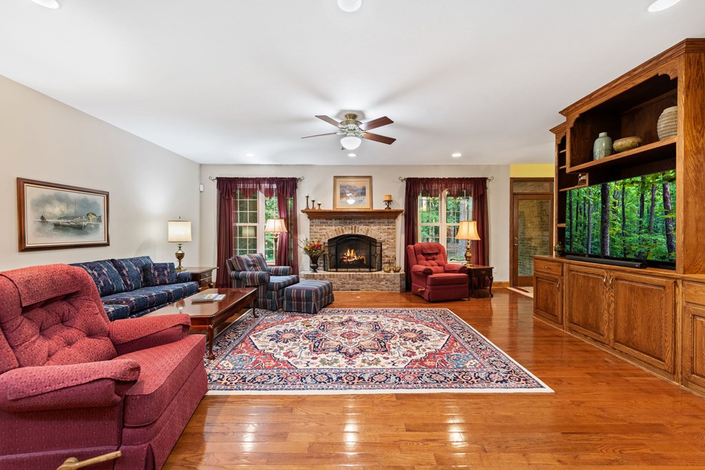 541 Davis Road Blue Ridge, GA 30513 - Photo 13 of 81