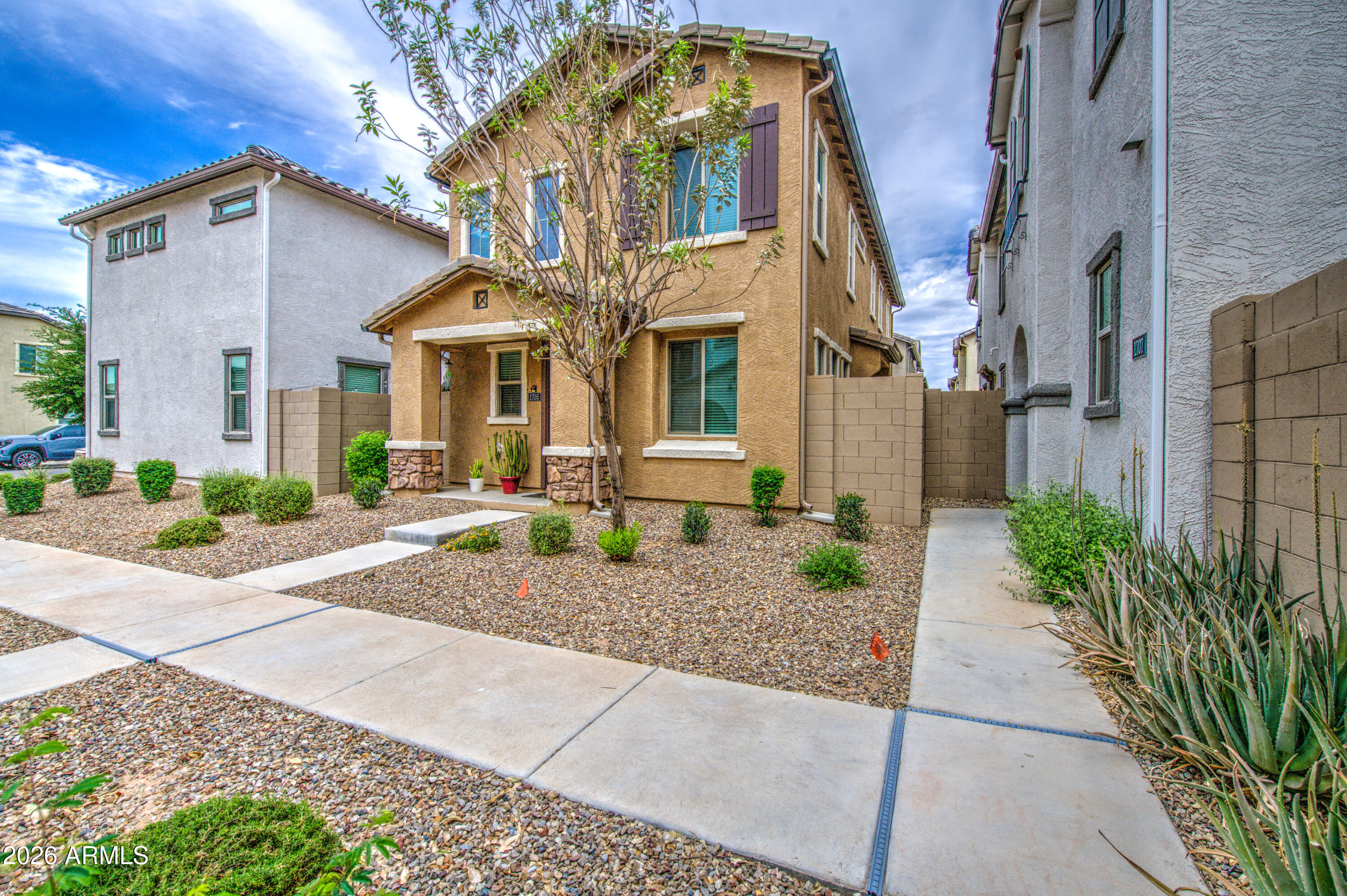 1705 South 83rd Way Mesa, AZ 85209 - Photo 3 of 39 Front 1