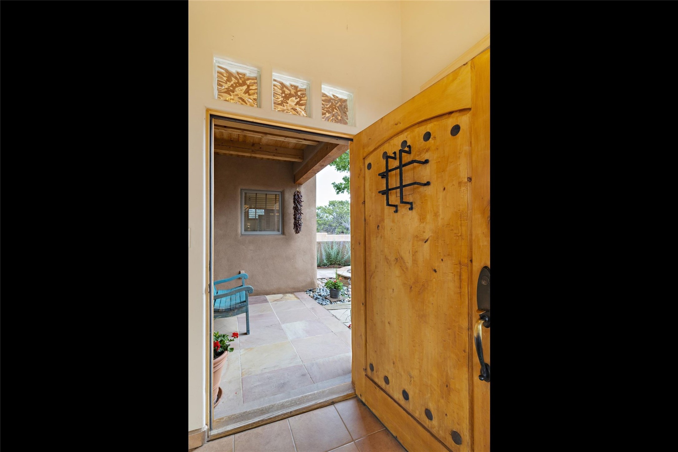 5 Rico Court Santa Fe, NM 87508 - Photo 29 of 32 Front entry