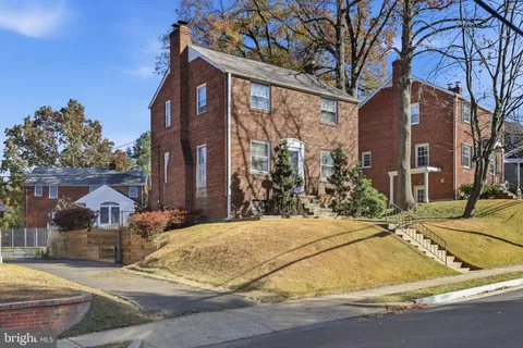 a building exterior with tall buildings