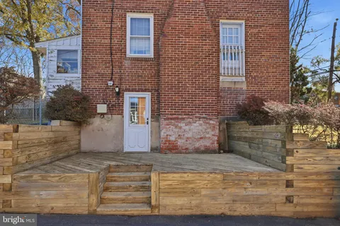 a view of house entrance