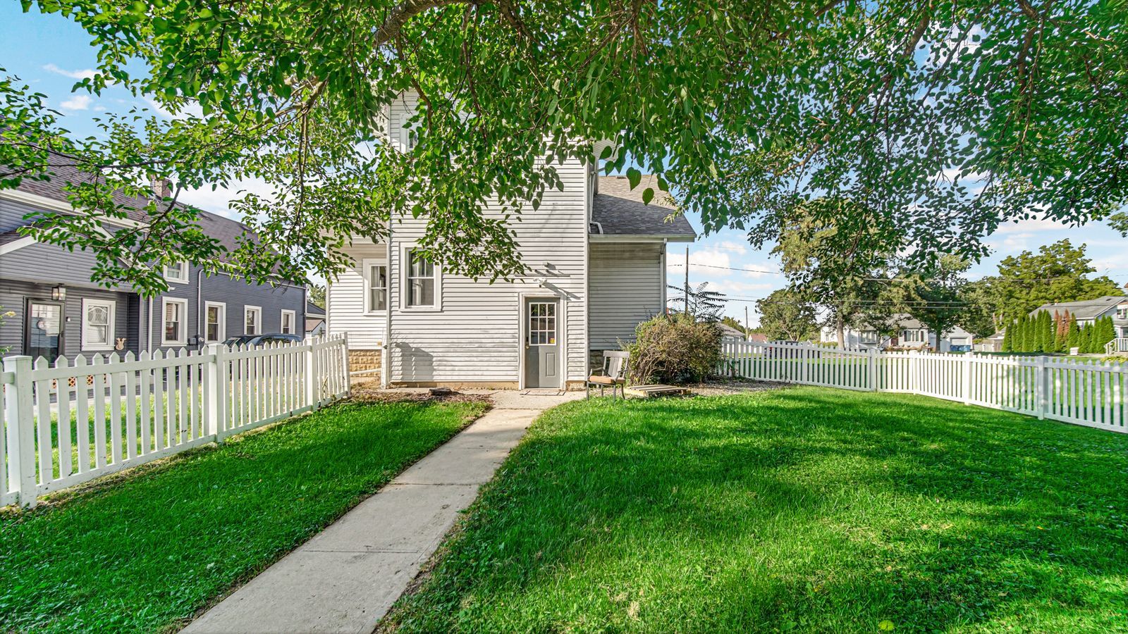 432 Herman Street Crete, IL 60417 - Photo 2 of 25 Gallery Image 2