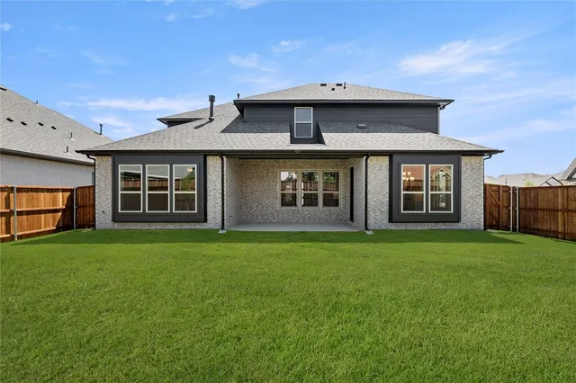 $639,267 | 3907 Lochwood Drive, Rowlett, TX 75088