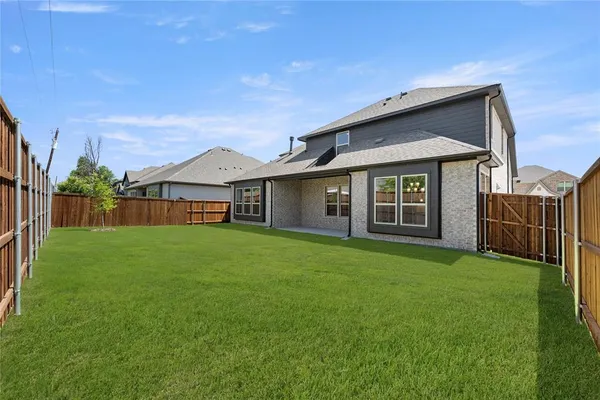 $639,267 | 3907 Lochwood Drive, Rowlett, TX 75088