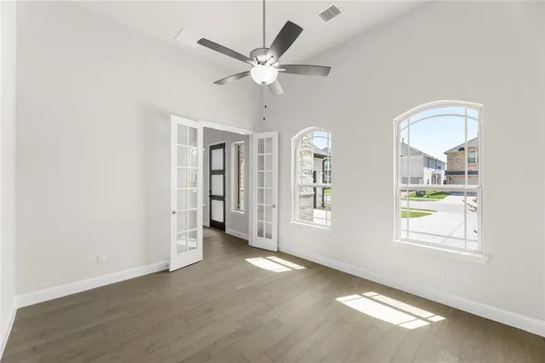$639,267 | 3907 Lochwood Drive, Rowlett, TX 75088