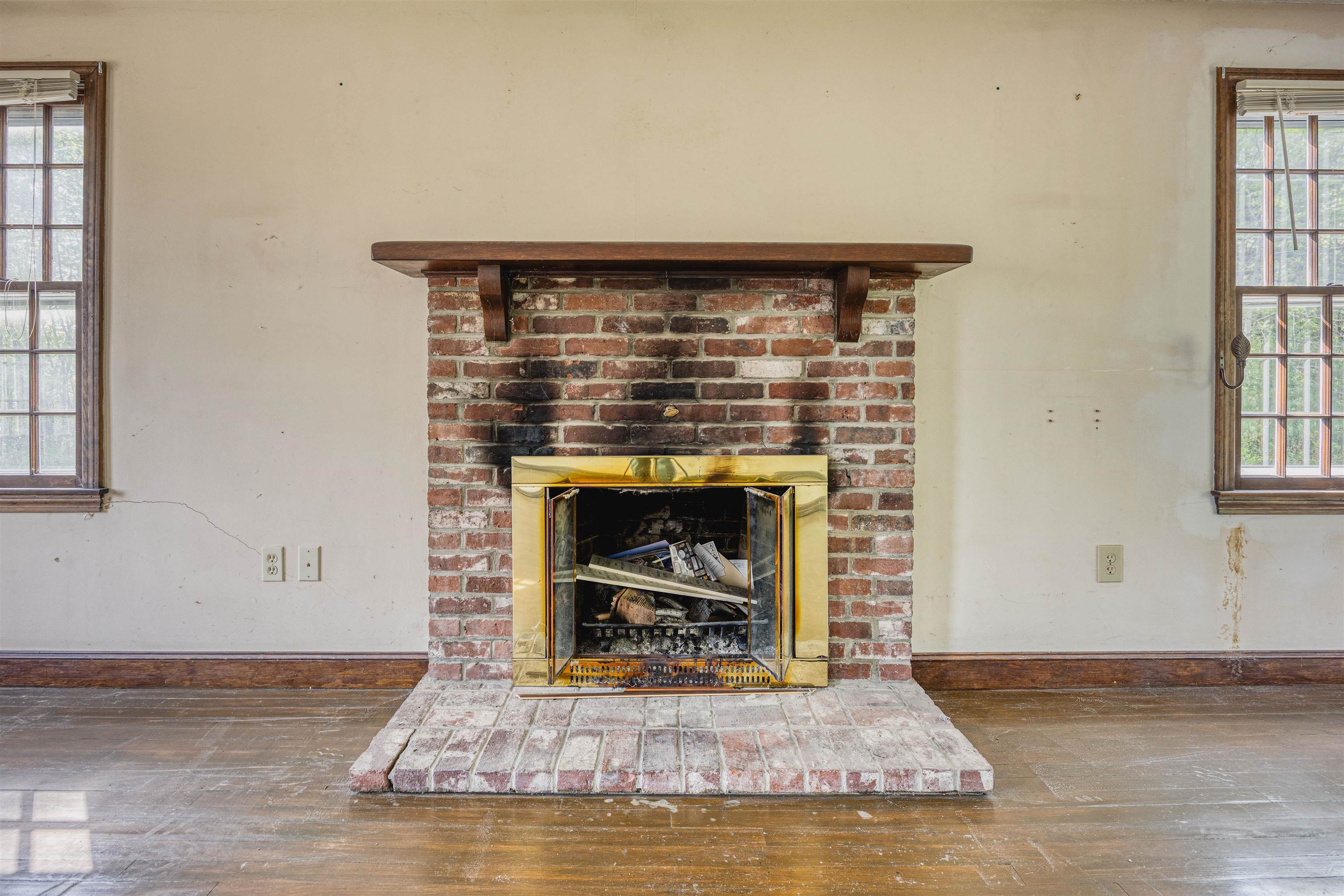 95 Gilcreast Road Londonderry, NH 03053 - Photo 13 of 42