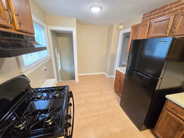 $224,900 | 21671 Sunnyview Street, Clinton Township, MI 48035