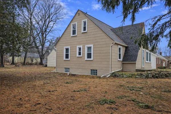 $224,900 | 21671 Sunnyview Street, Clinton Township, MI 48035