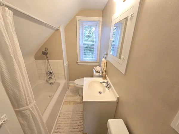 $224,900 | 21671 Sunnyview Street, Clinton Township, MI 48035