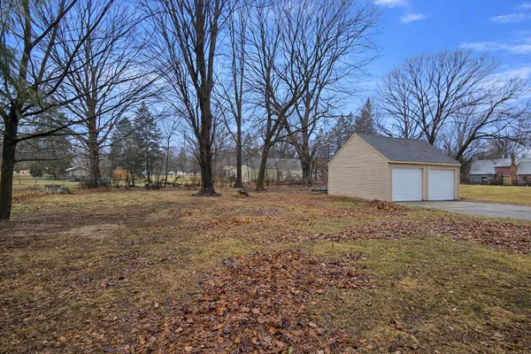 $224,900 | 21671 Sunnyview Street, Clinton Township, MI 48035