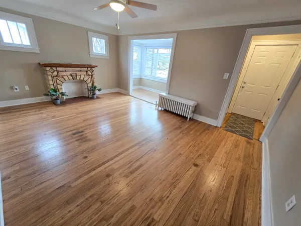 $224,900 | 21671 Sunnyview Street, Clinton Township, MI 48035