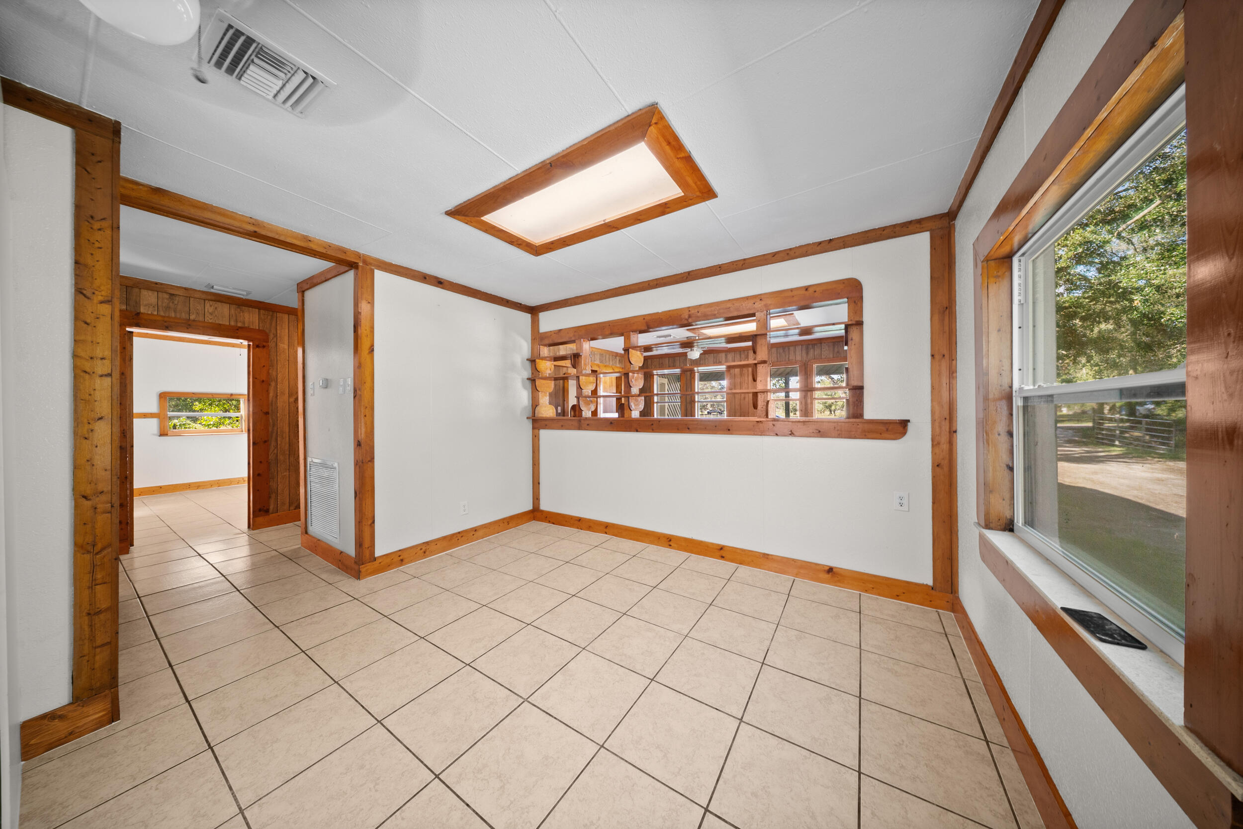 250 Northwest 98th Street Okeechobee, FL 34972 - Photo 13 of 39 Main House