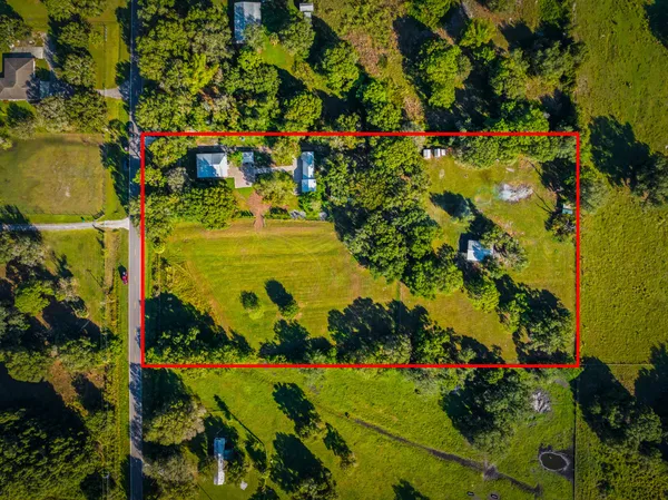 $548,000 | 250 Northwest 98th Street, Okeechobee, FL 34972