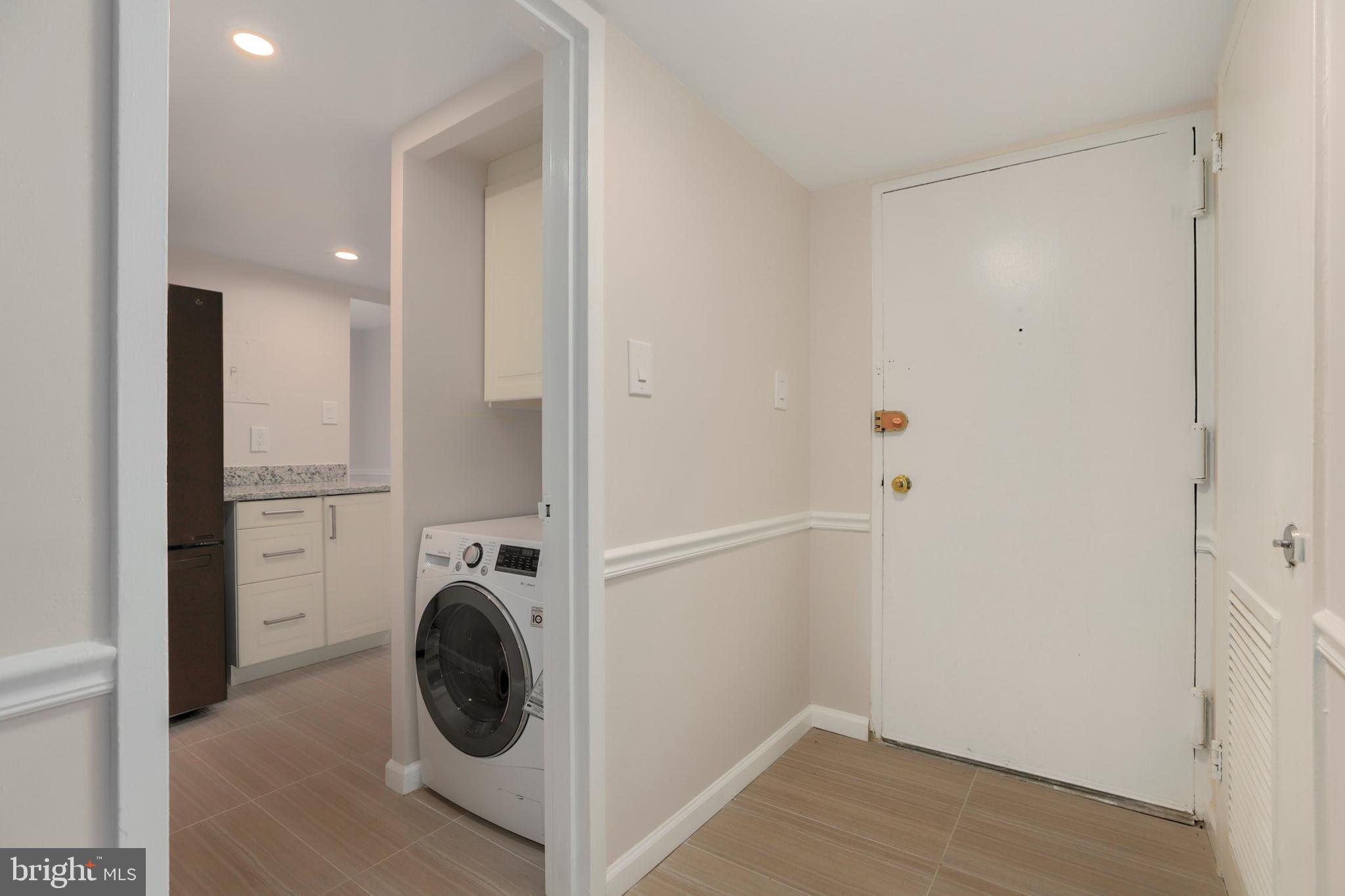 1429 Northgate Square, Unit 11C Reston, VA 20190 - Photo 1 of 26 Gallery Image 1