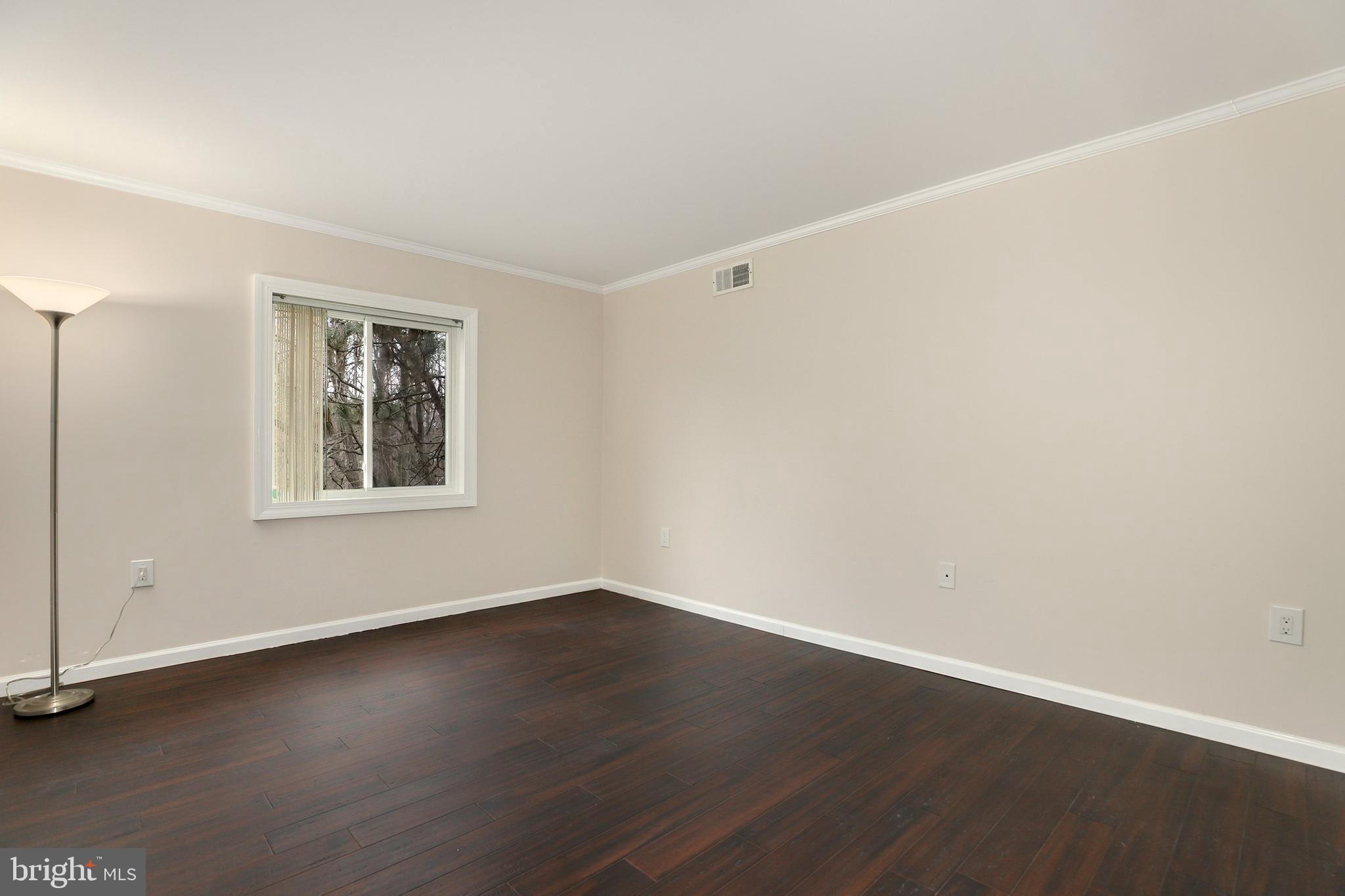 1429 Northgate Square, Unit 11C Reston, VA 20190 - Photo 14 of 26 Gallery Image 14