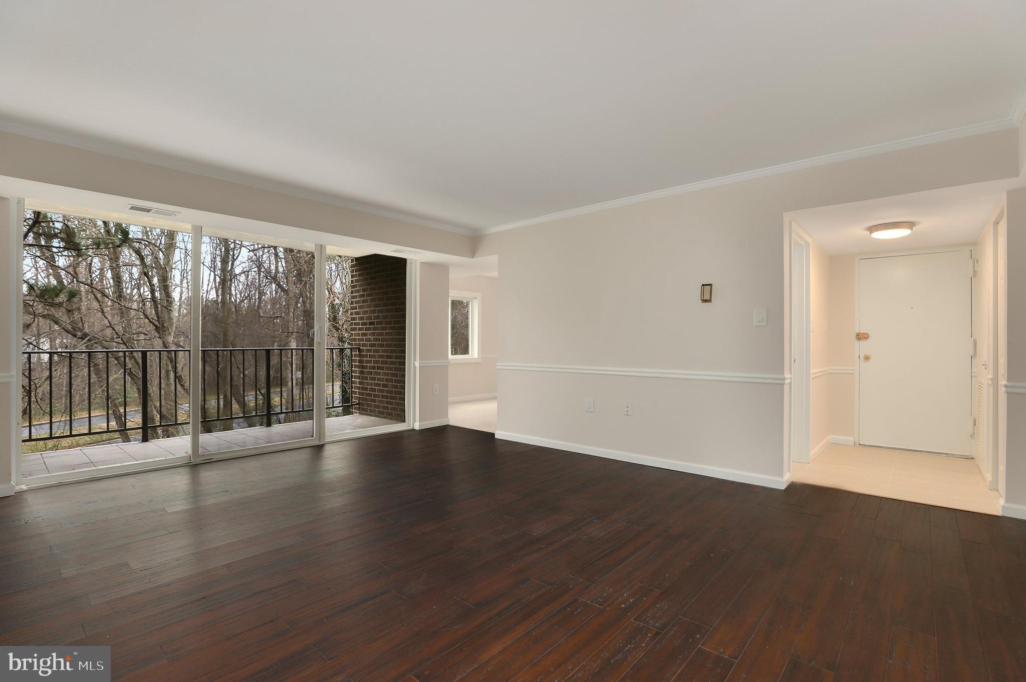 1429 Northgate Square, Unit 11C Reston, VA 20190 - Photo 3 of 26 Gallery Image 3