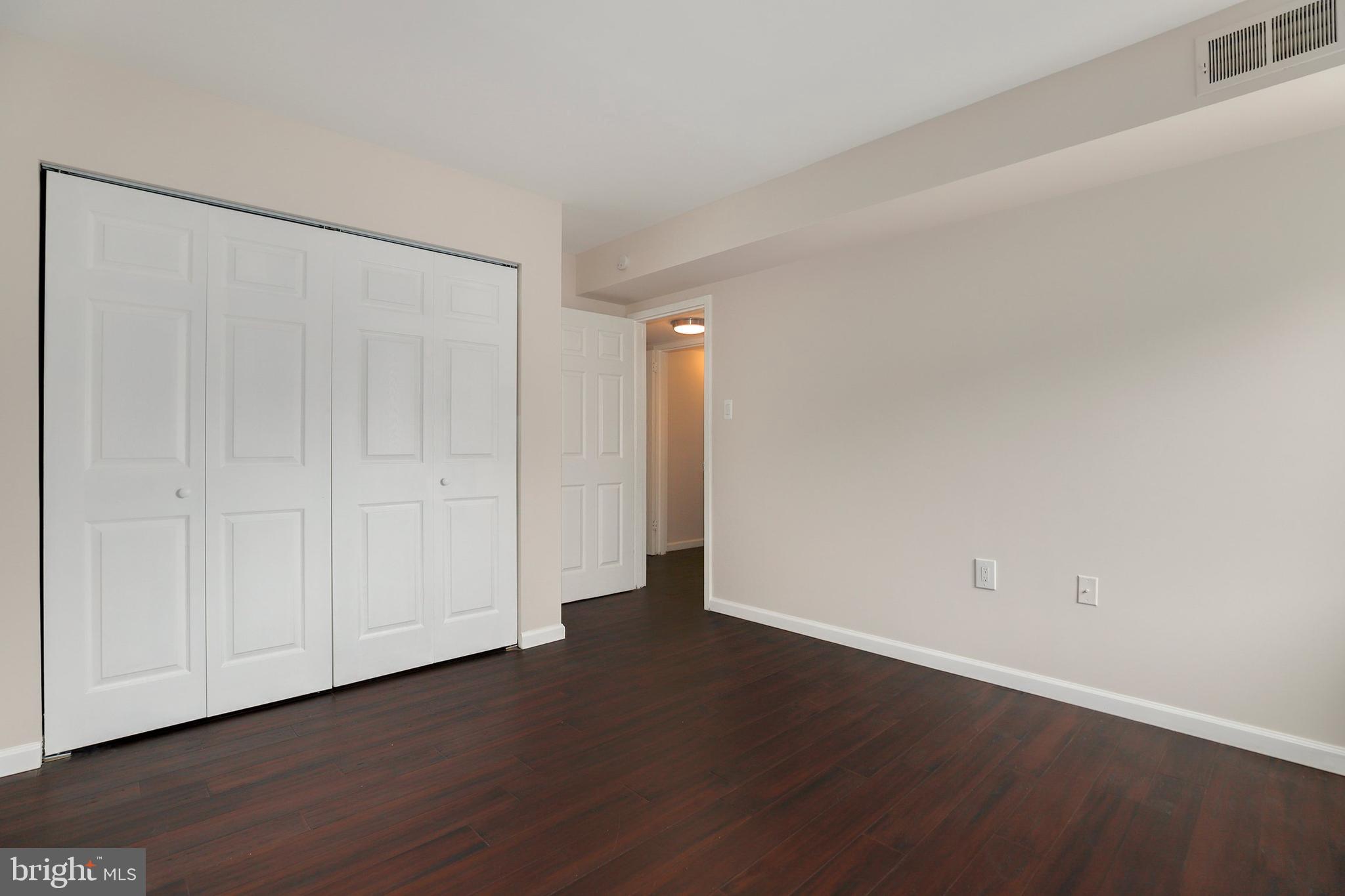 1429 Northgate Square, Unit 11C Reston, VA 20190 - Photo 21 of 26 Gallery Image 21
