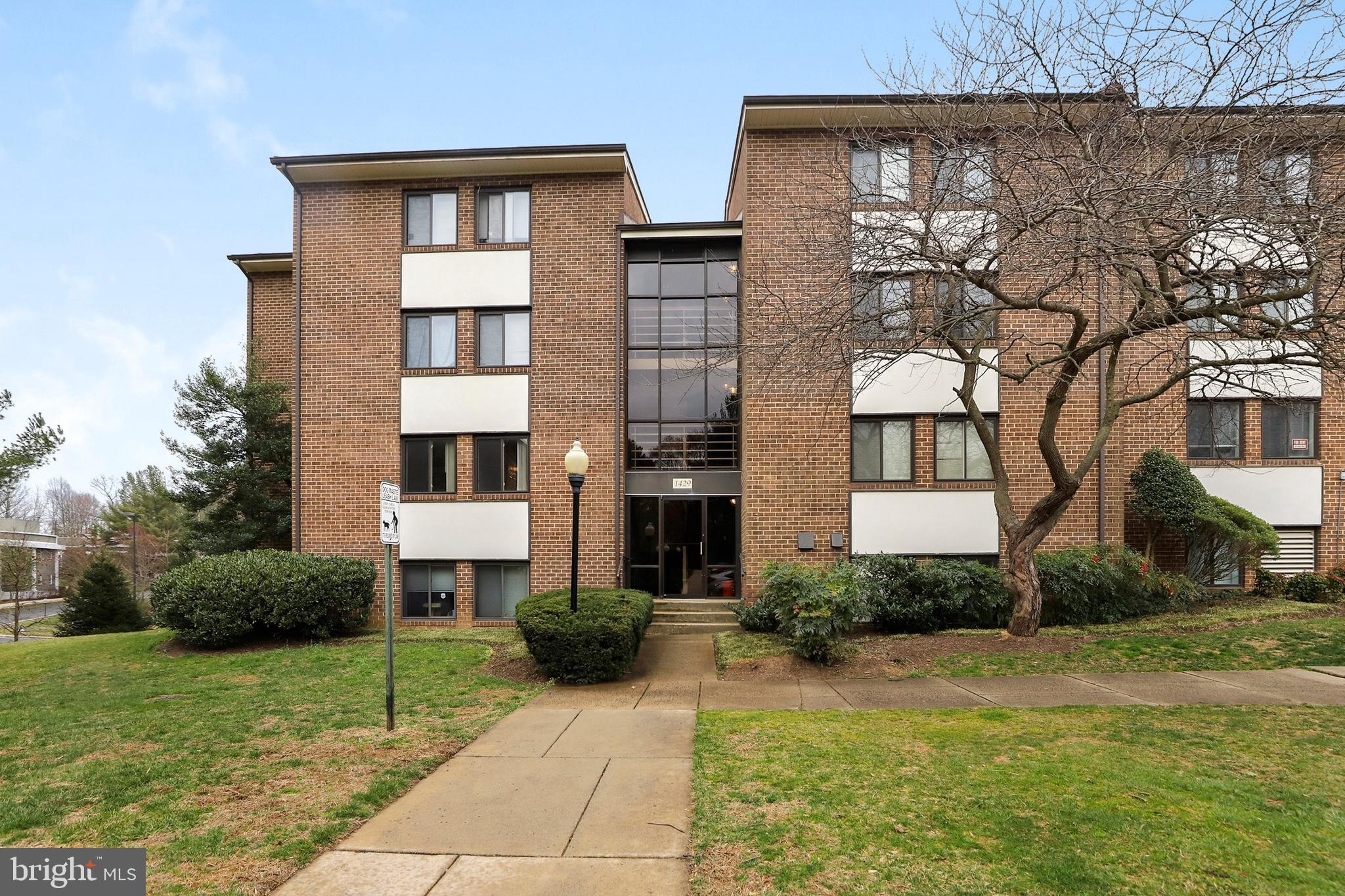 1429 Northgate Square, Unit 11C Reston, VA 20190 - Photo 23 of 26 Gallery Image 23