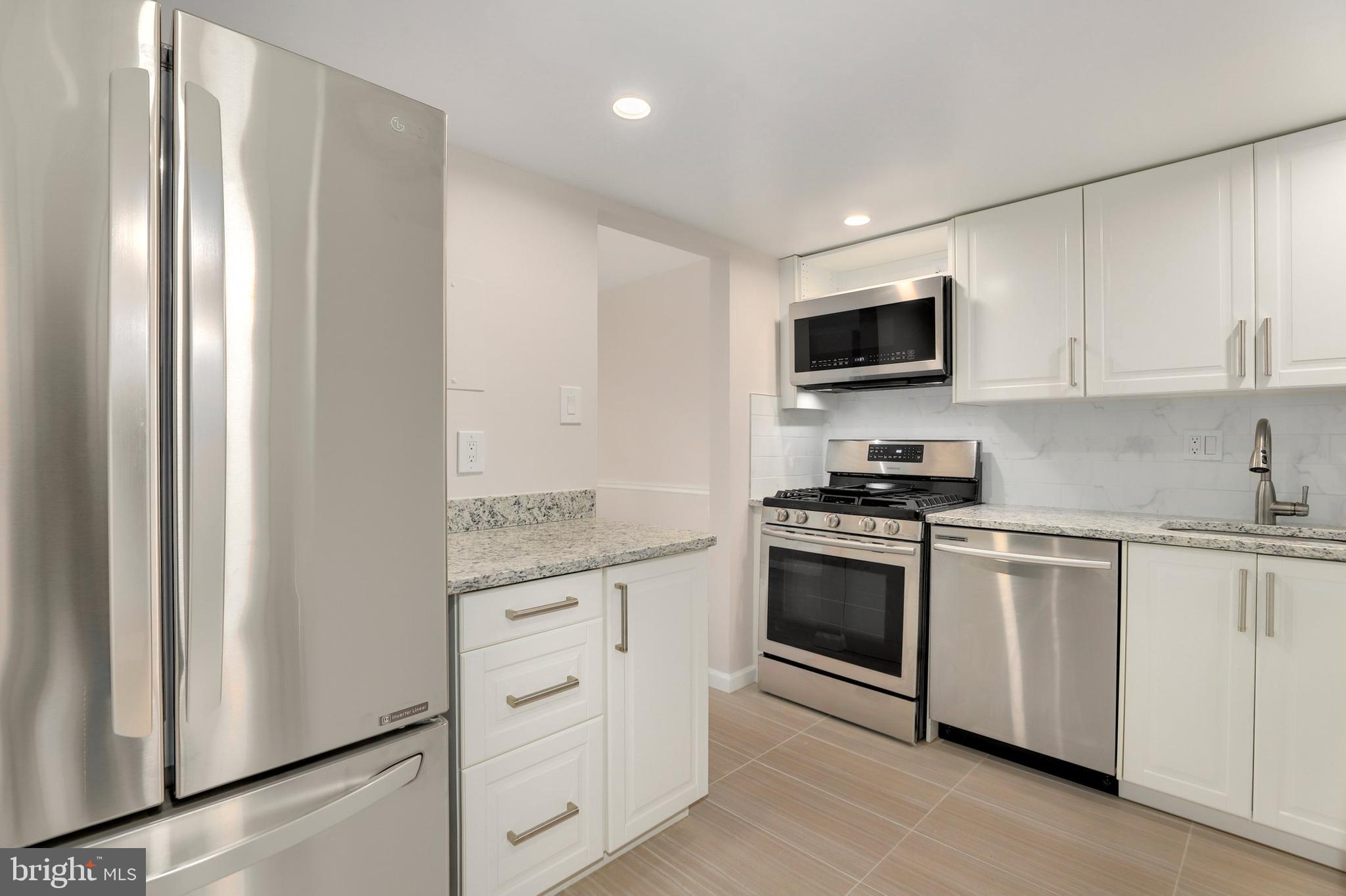 1429 Northgate Square, Unit 11C Reston, VA 20190 - Photo 7 of 26 Gallery Image 7