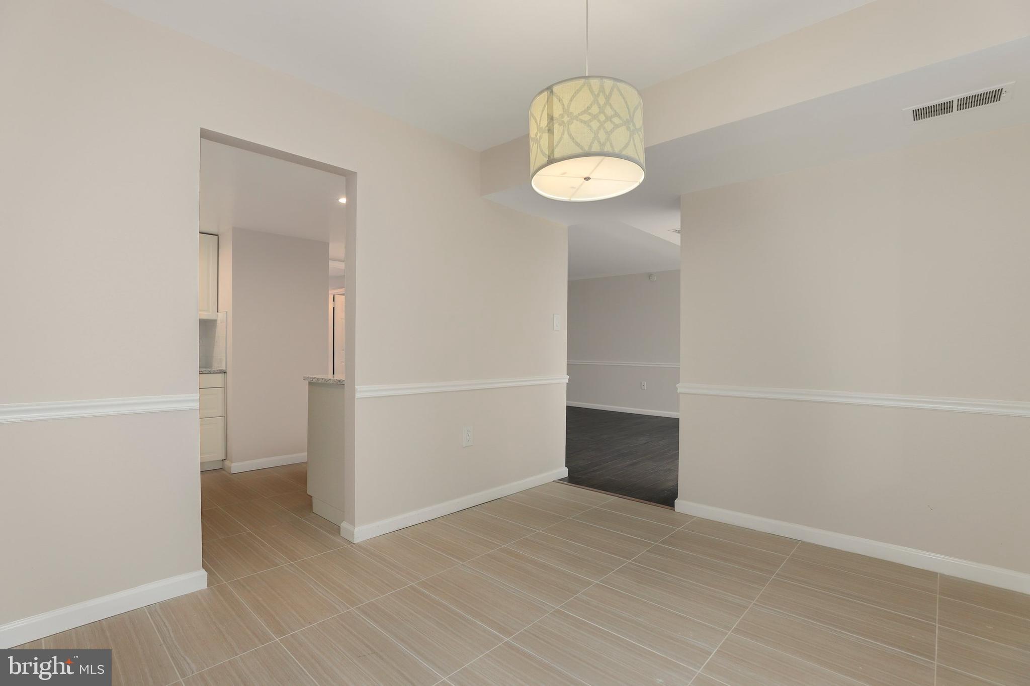 1429 Northgate Square, Unit 11C Reston, VA 20190 - Photo 10 of 26 Gallery Image 10