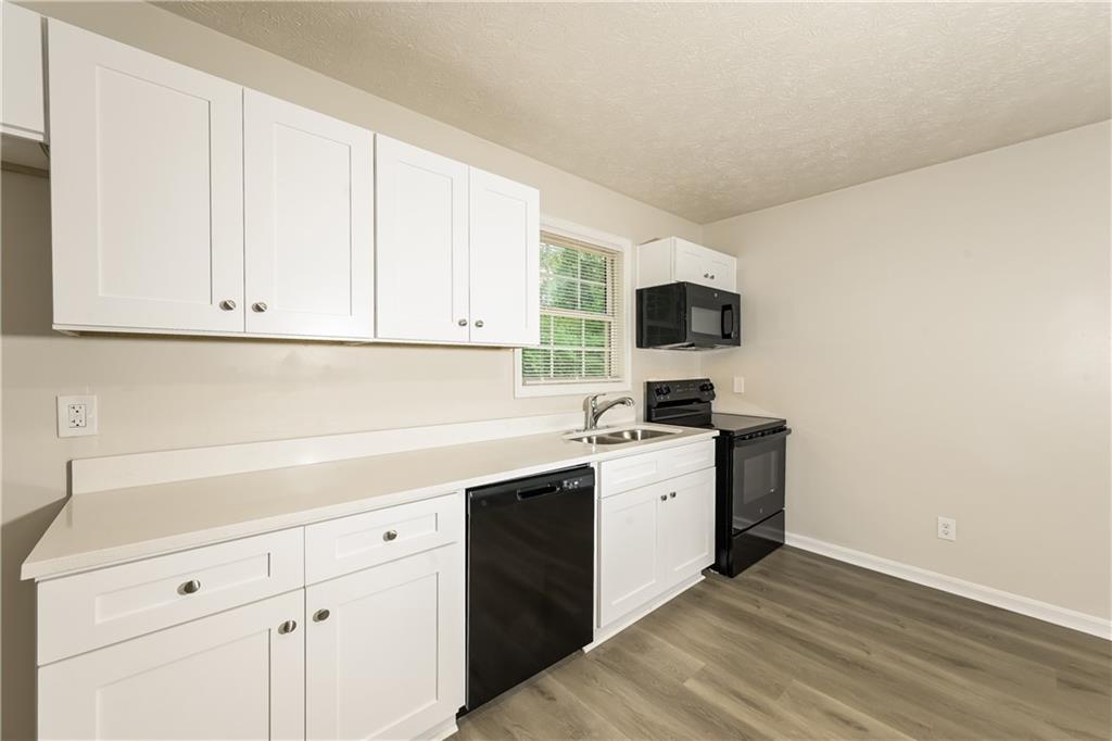 194 Graham Street Winder, GA 30680 - Photo 4 of 16