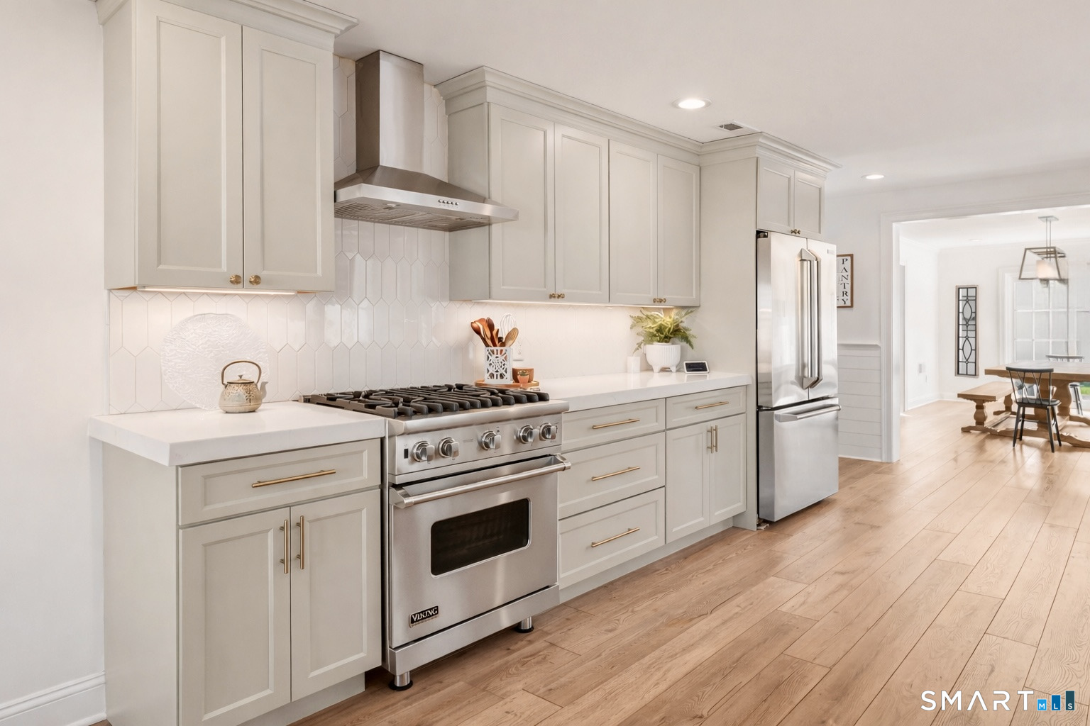 34 Orchard Road Milford, CT 06460 - Photo 8 of 25 Kitchen with Viking gas range