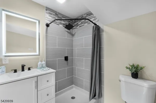 $364,900 | 23 Harriet Way, Landing, NJ 07850