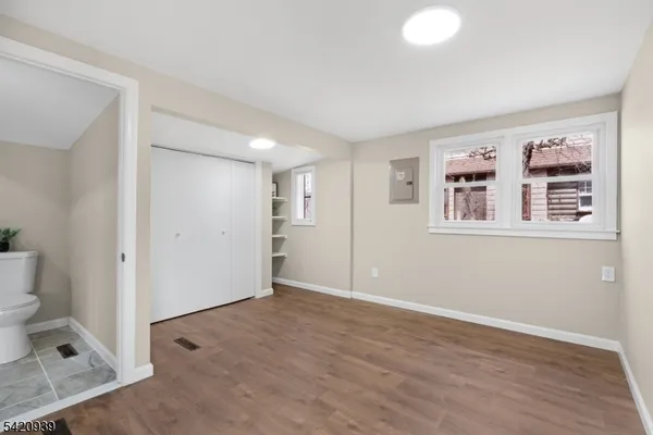 $364,900 | 23 Harriet Way, Landing, NJ 07850