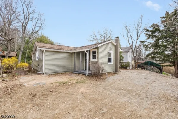 $364,900 | 23 Harriet Way, Landing, NJ 07850