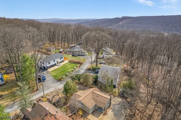 $364,900 | 23 Harriet Way, Landing, NJ 07850