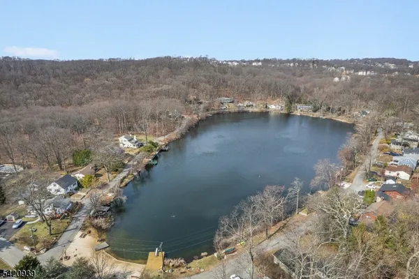 $364,900 | 23 Harriet Way, Landing, NJ 07850