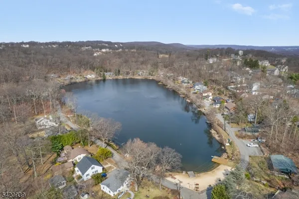 $364,900 | 23 Harriet Way, Landing, NJ 07850