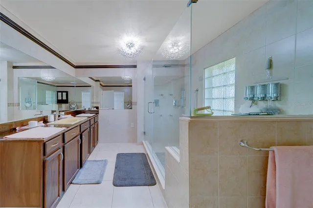a view of a hallway with washer and dryer