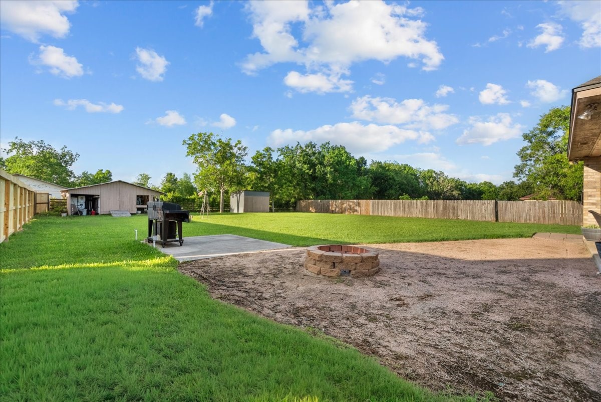 14018 Cimarron Road Santa Fe, TX 77517 - Photo 20 of 24