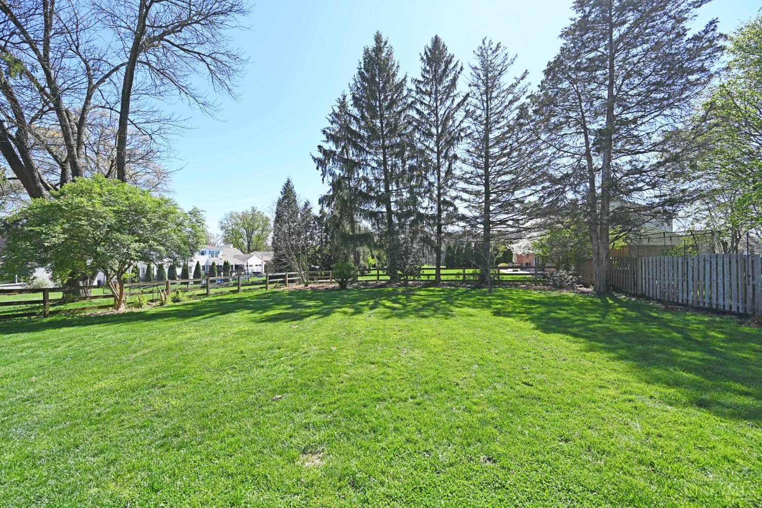 8851 Roundhill Road Cincinnati, OH 45236 - Photo 30 of 34 Gallery Image 30