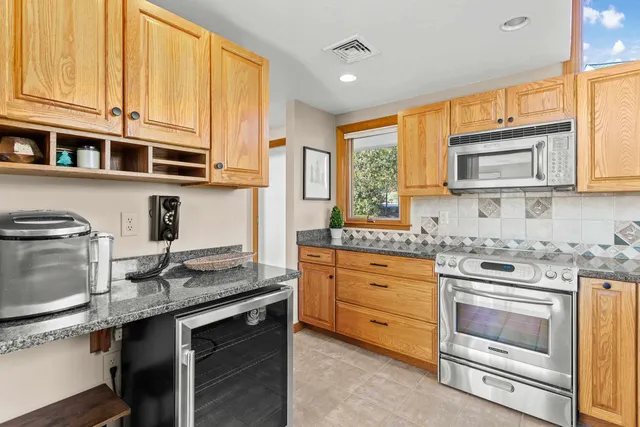 $3,500 | 281 Davidson Drive, Unit B, Laconia, NH 03246