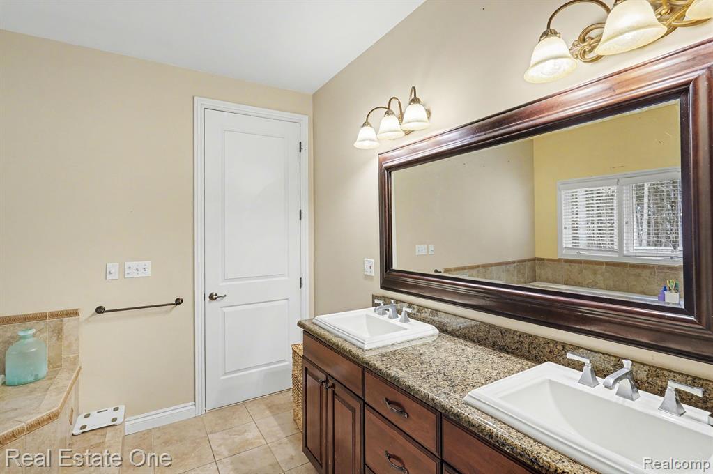 12901 Sleigh Tr Road Milford, MI 48380 - Photo 27 of 43