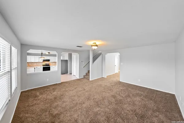 $2,095 | 25615 Velvet Rose, San Antonio, TX 78260